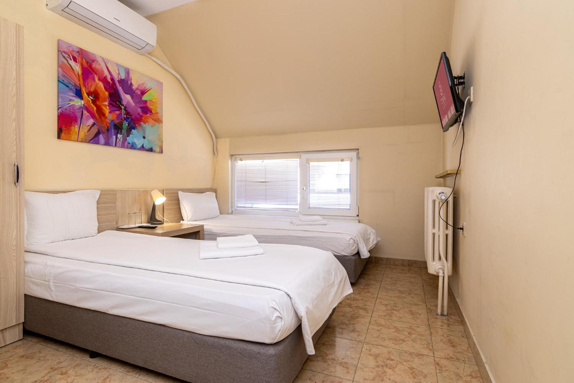 Family Hotel Madrid Sofia Zewnętrze zdjęcie