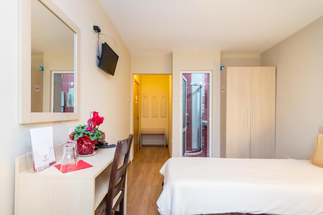 Family Hotel Madrid Sofia Zewnętrze zdjęcie