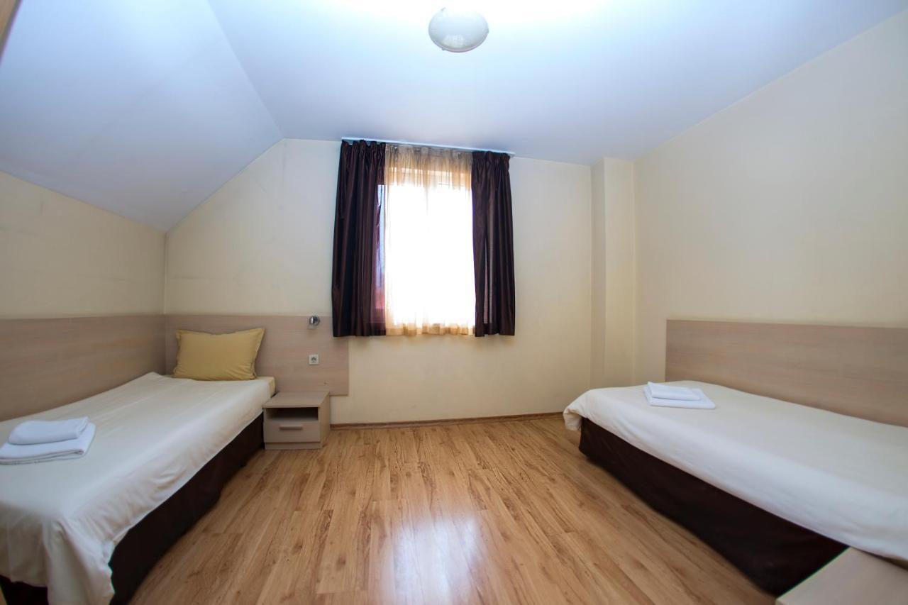 Family Hotel Madrid Sofia Zewnętrze zdjęcie