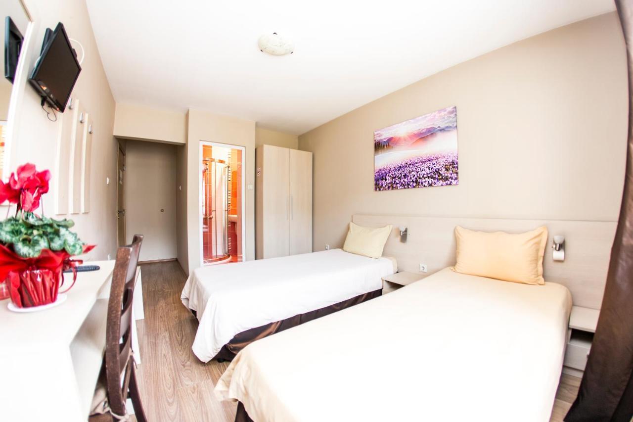 Family Hotel Madrid Sofia Zewnętrze zdjęcie